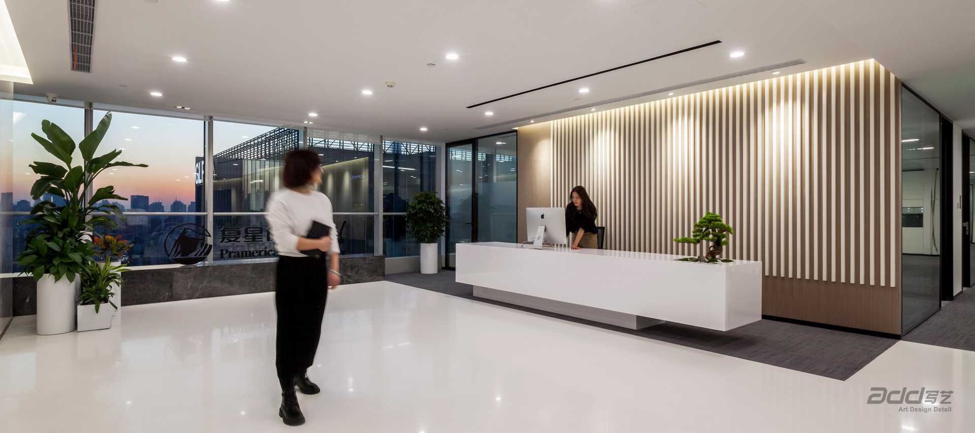 復星保德信辦公室設計 前廳實(shí)景圖-pc